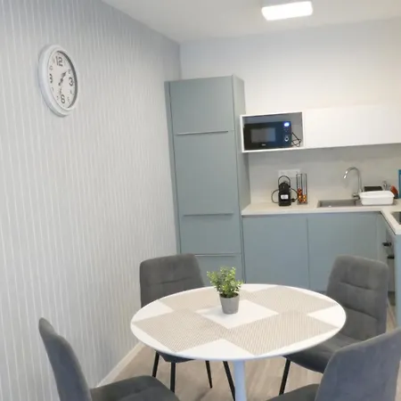 Appartement Mistral 103 *