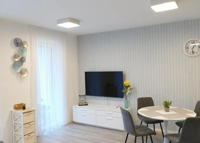 Lägenhet Mistral 103 *